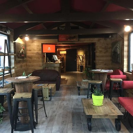 Lou Mistralou Hotel Saint-Andiol Bagian luar foto