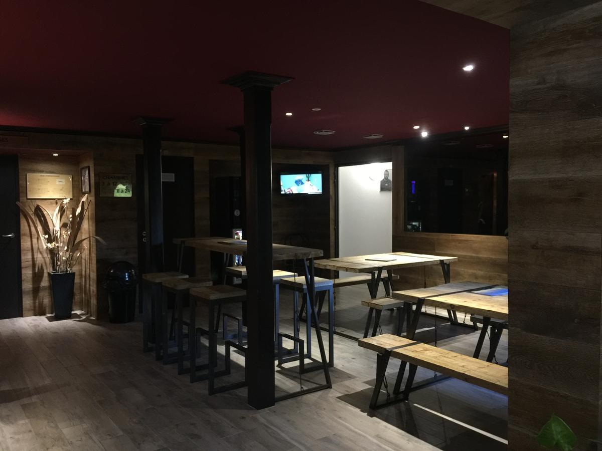 Lou Mistralou Hotel Saint-Andiol Bagian luar foto