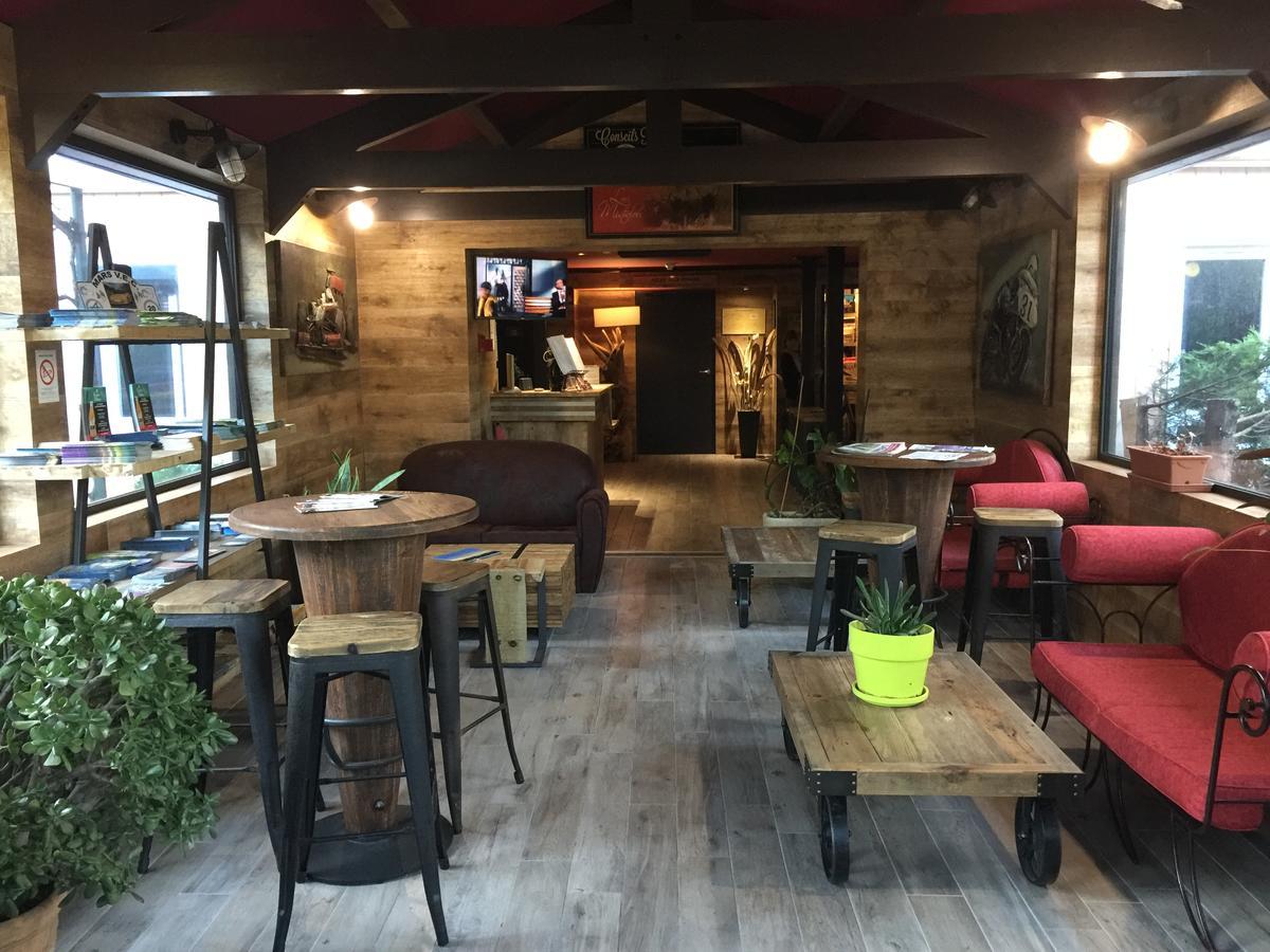 Lou Mistralou Hotel Saint-Andiol Bagian luar foto